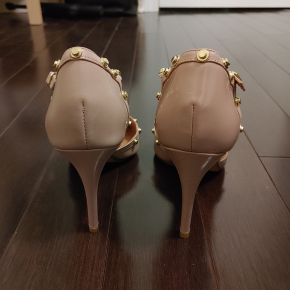 HALOGEN Martine Studded T-Strap Pump - Picture 3 of 5